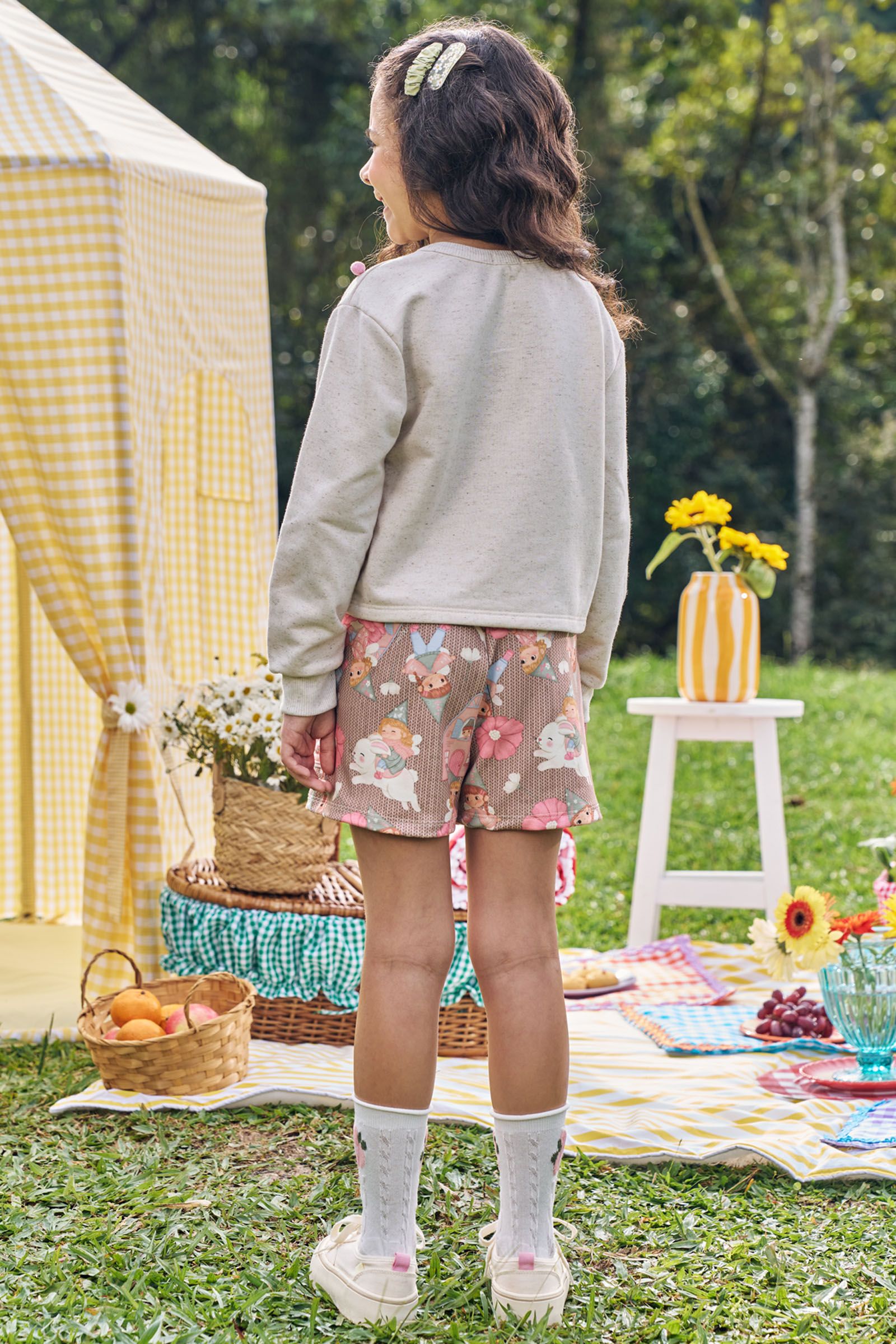 Conjunto de Blusão Boxy em Moletom Linho sem Pelúcia e Shorts em Molecotton 90273 Kukiê Infantil Menina