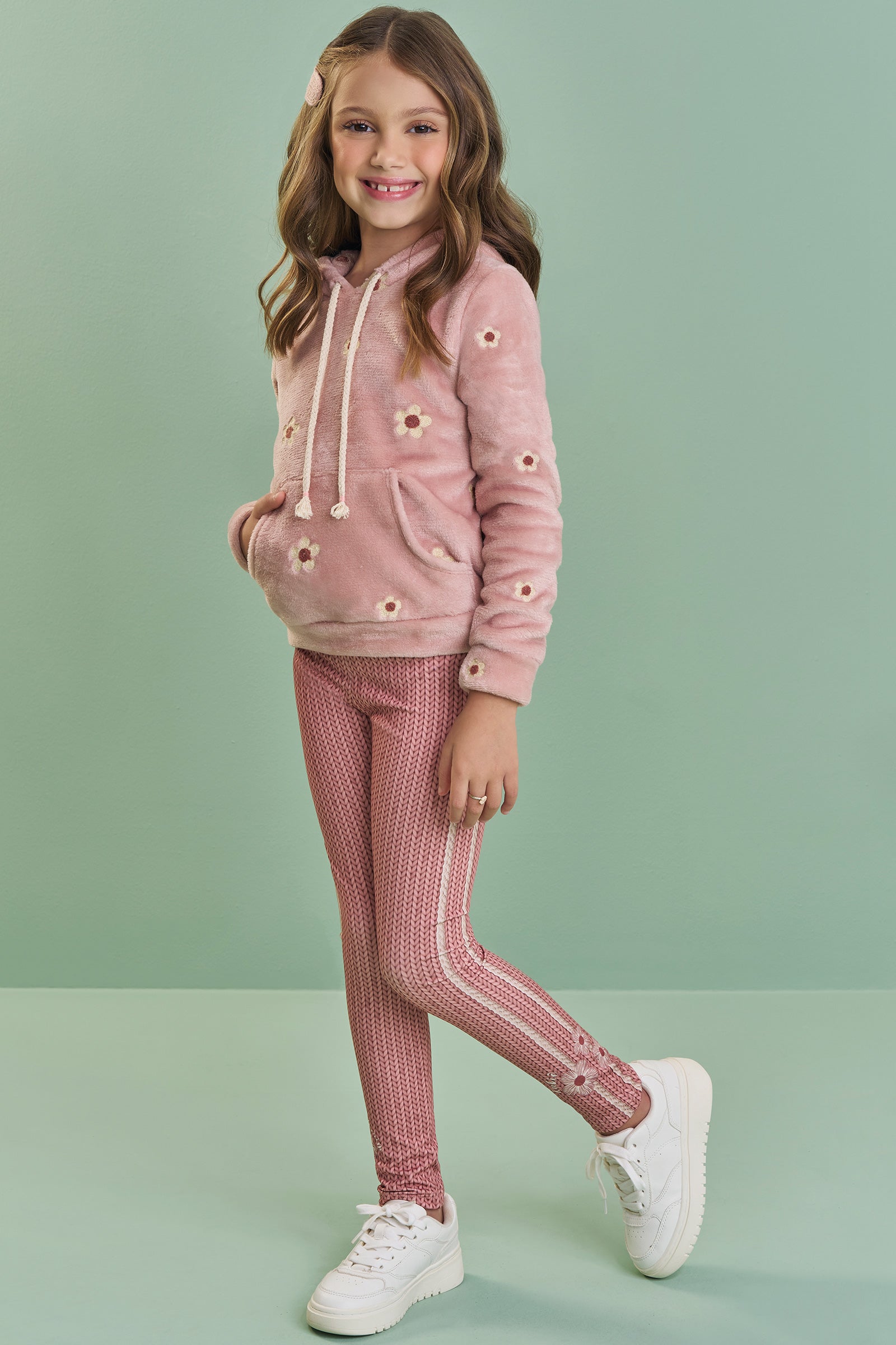 Conjunto de Blusão em Pêlo Bordado e Calça Legging em Termoskin Peluciado 92445 Kukiê Infantil Menina