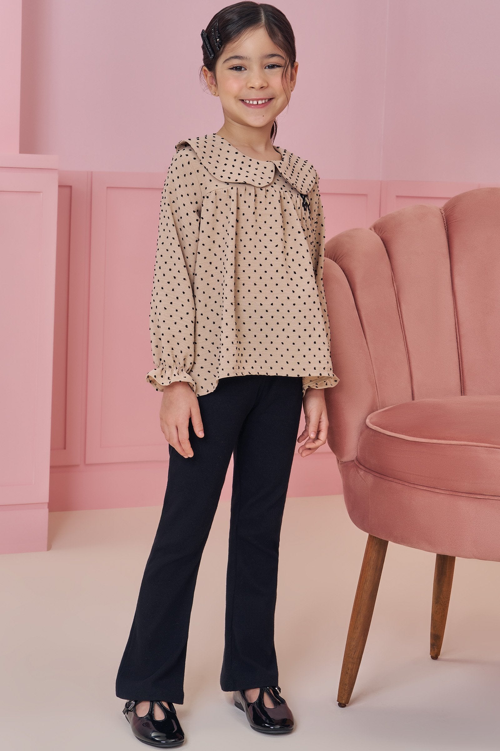 Conjunto de Bata em Crepe Textura Poá e Calça Boot Cut em Canelado 90920 Kukiê Infantil Menina