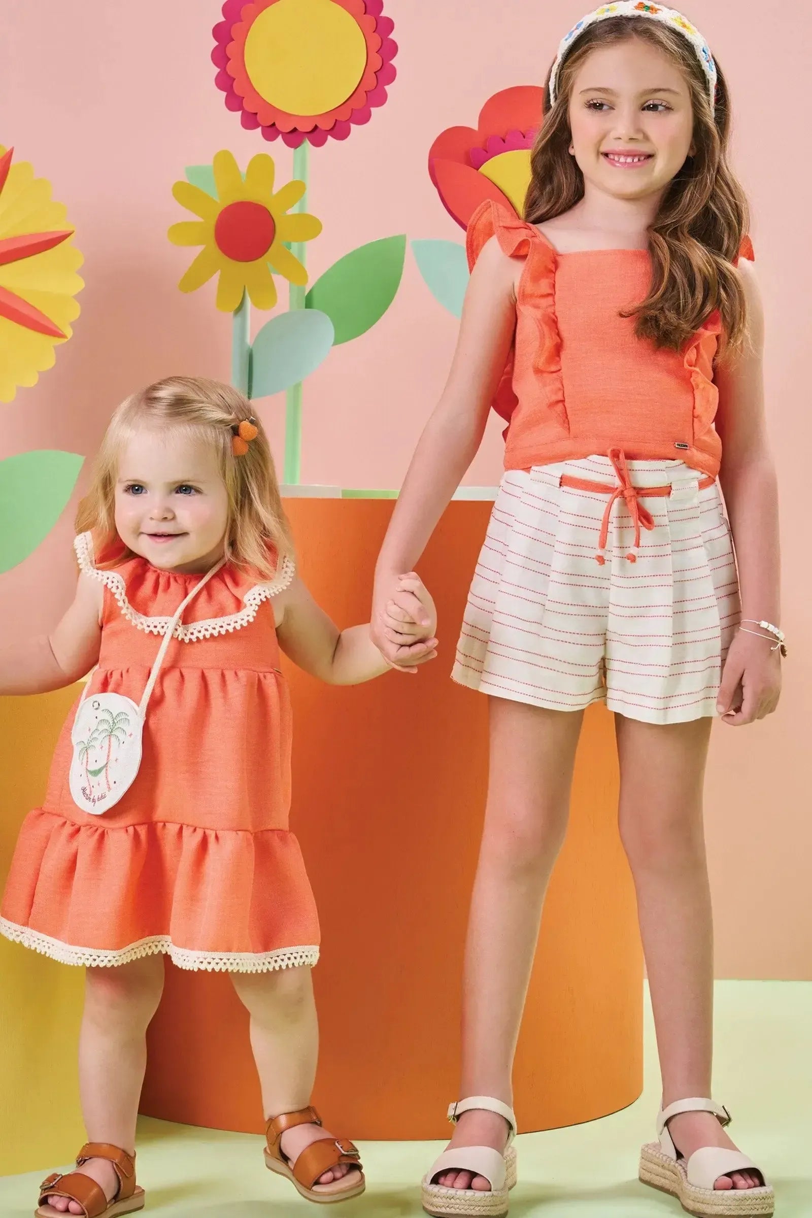 Conjunto de Blusa Boxy em Linho Rajado e Shorts em Blend de Viscose 84506 Kukiê Infantil Menina