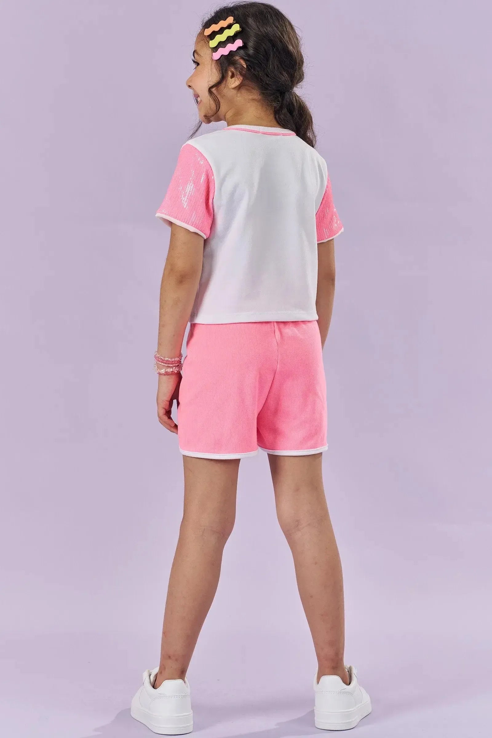 Conjunto de Blusa Boxy Over em Meia Malha e Paetê e Shorts em Canelado Liz e Paetê 85782 Kukiê Infantil Menina