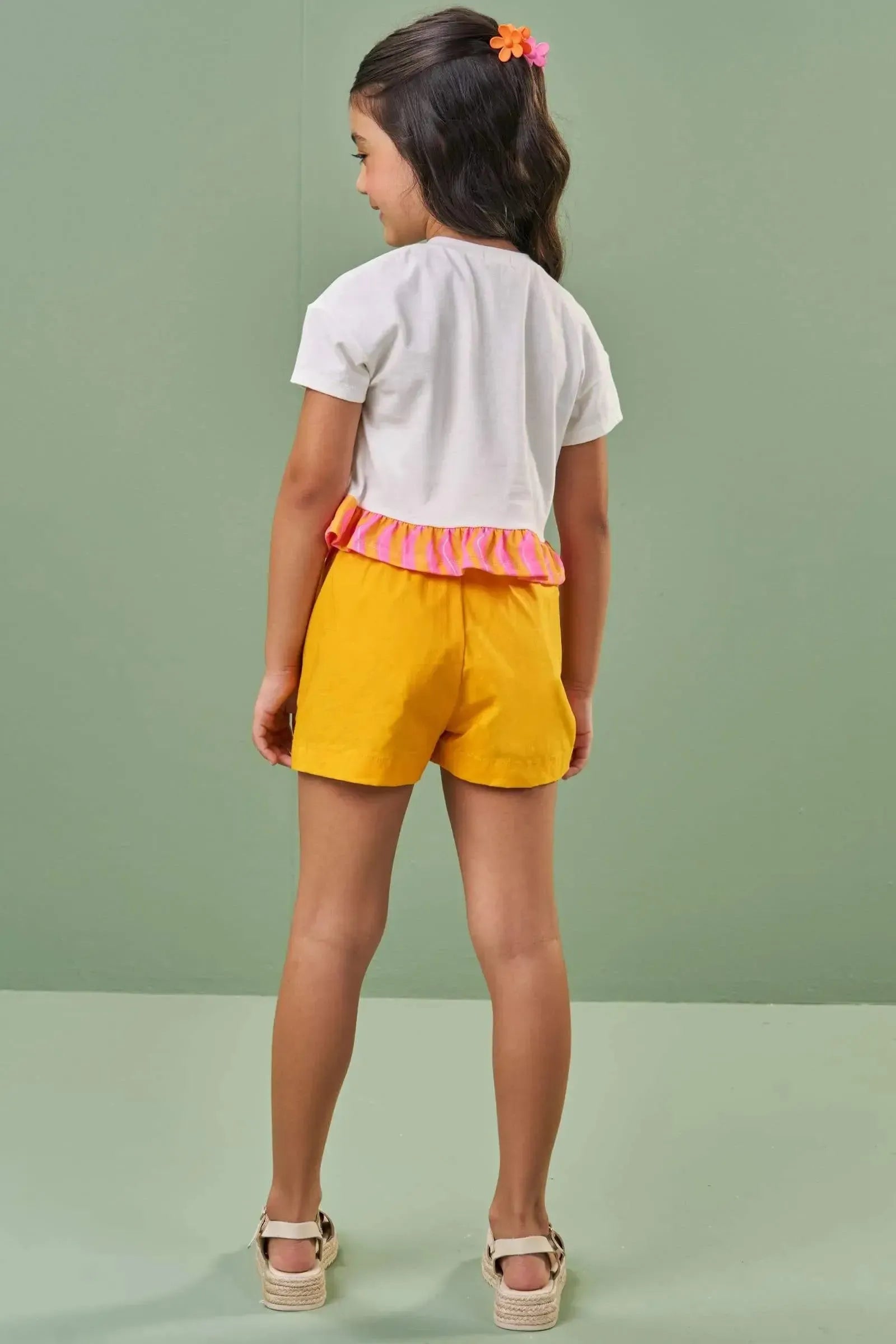 Conjunto de Blusa Boxy Over em Meia Malha e Shorts em Tricoline com Elastano 86490 Kukiê Infantil Menina