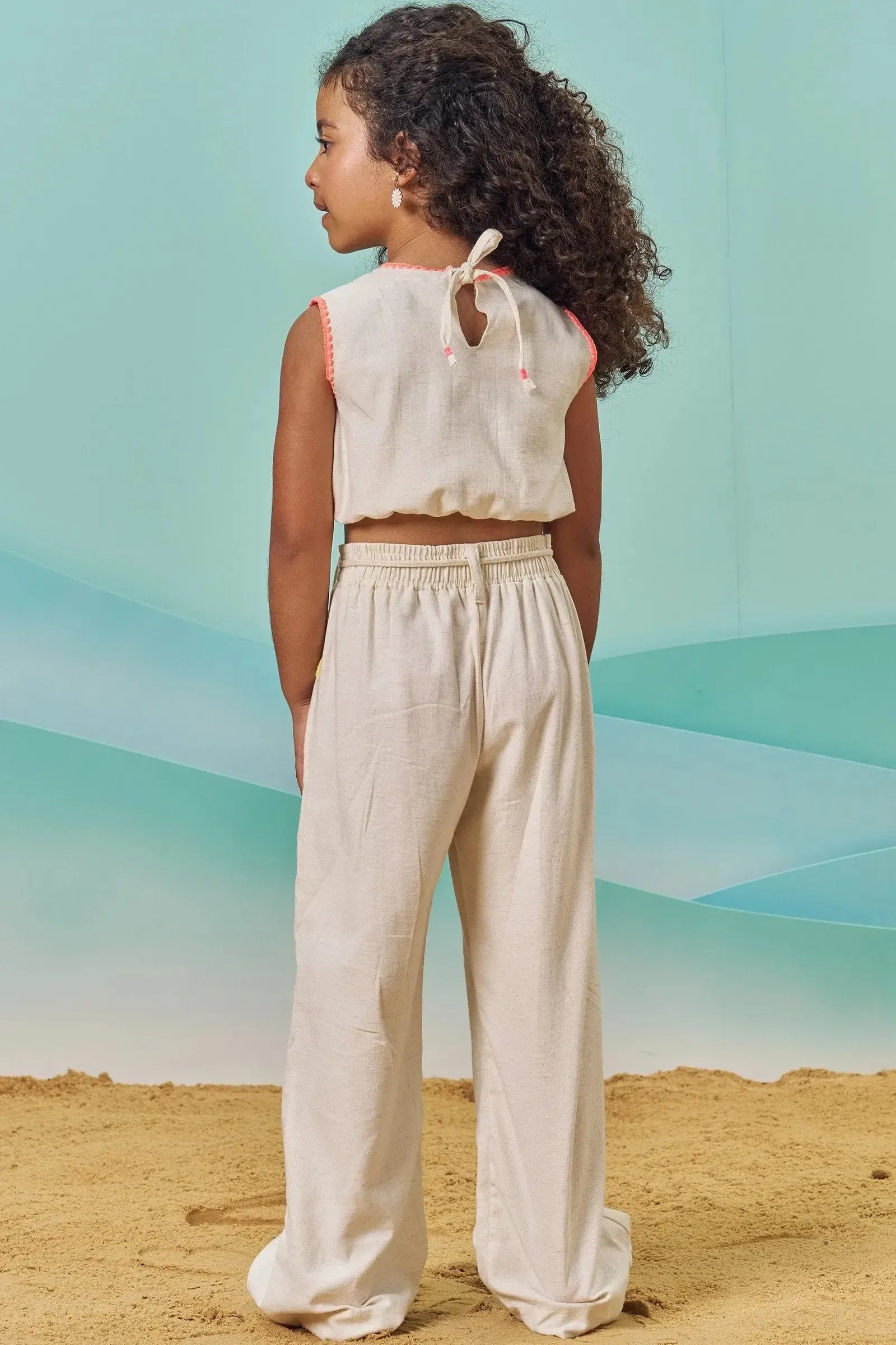 Conjunto de Blusa e Calça Wide Leg em Tecido Linho com Elastano 84179 Kukiê Infantil Menina