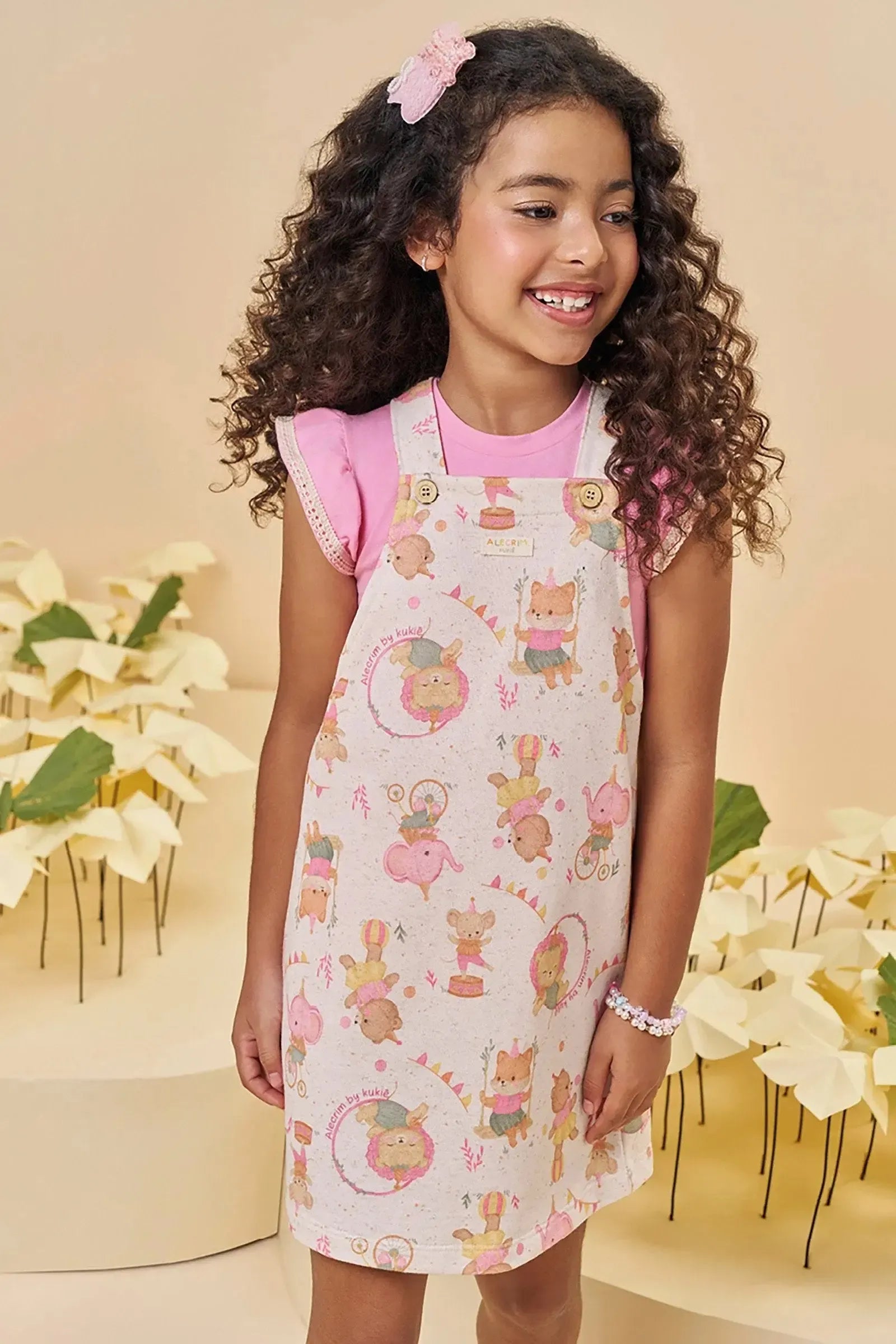 Conjunto de Blusa em Cotton e Salopete em Moletom Linho sem Pelúcia 96013 Kukiê Infantil Menina