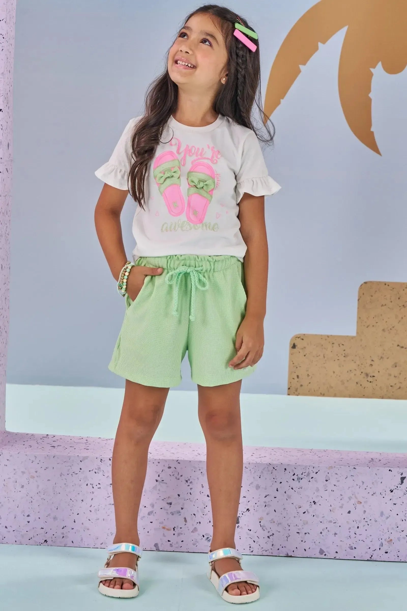Conjunto de Blusa em Meia Malha e Shorts em Malha Mini Textura 88733 Kukiê Infantil Menina