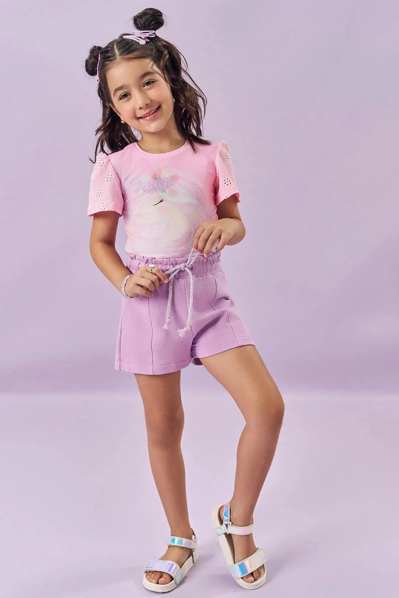 Conjunto de Blusa em Meia Malha e Shorts em Moletom 85215 Kukiê Infantil Menina