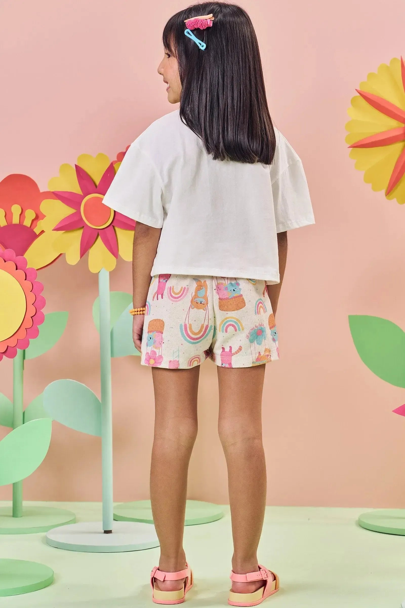 Conjunto de Boxy Over em Meia Malha e Shorts em Moletom Linho 84529 Kukiê Infantil Menina