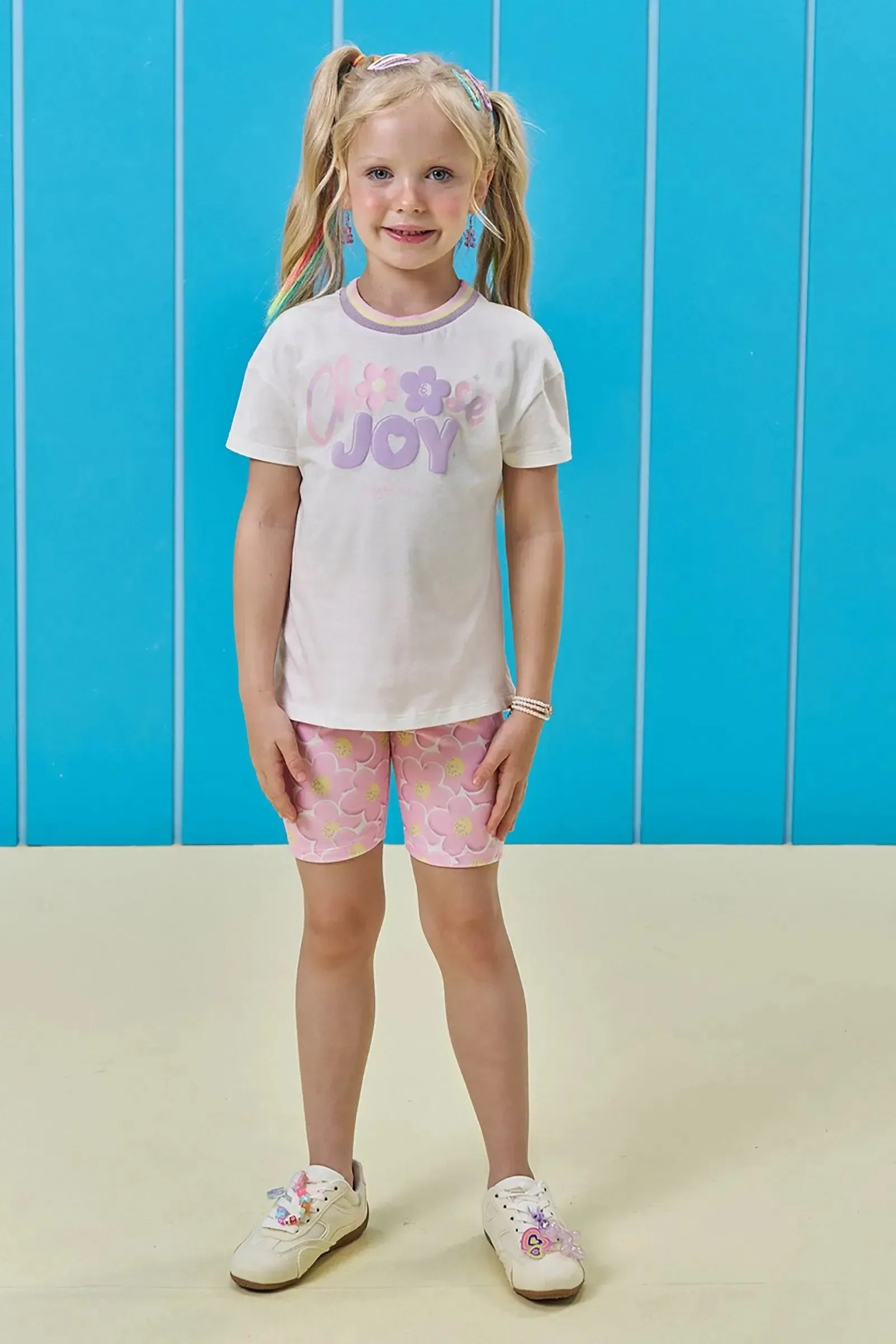 Conjunto de Camiseta em Meia Malha e Bermuda Biker em Molecotton 96401 Kukiê Infantil Menina