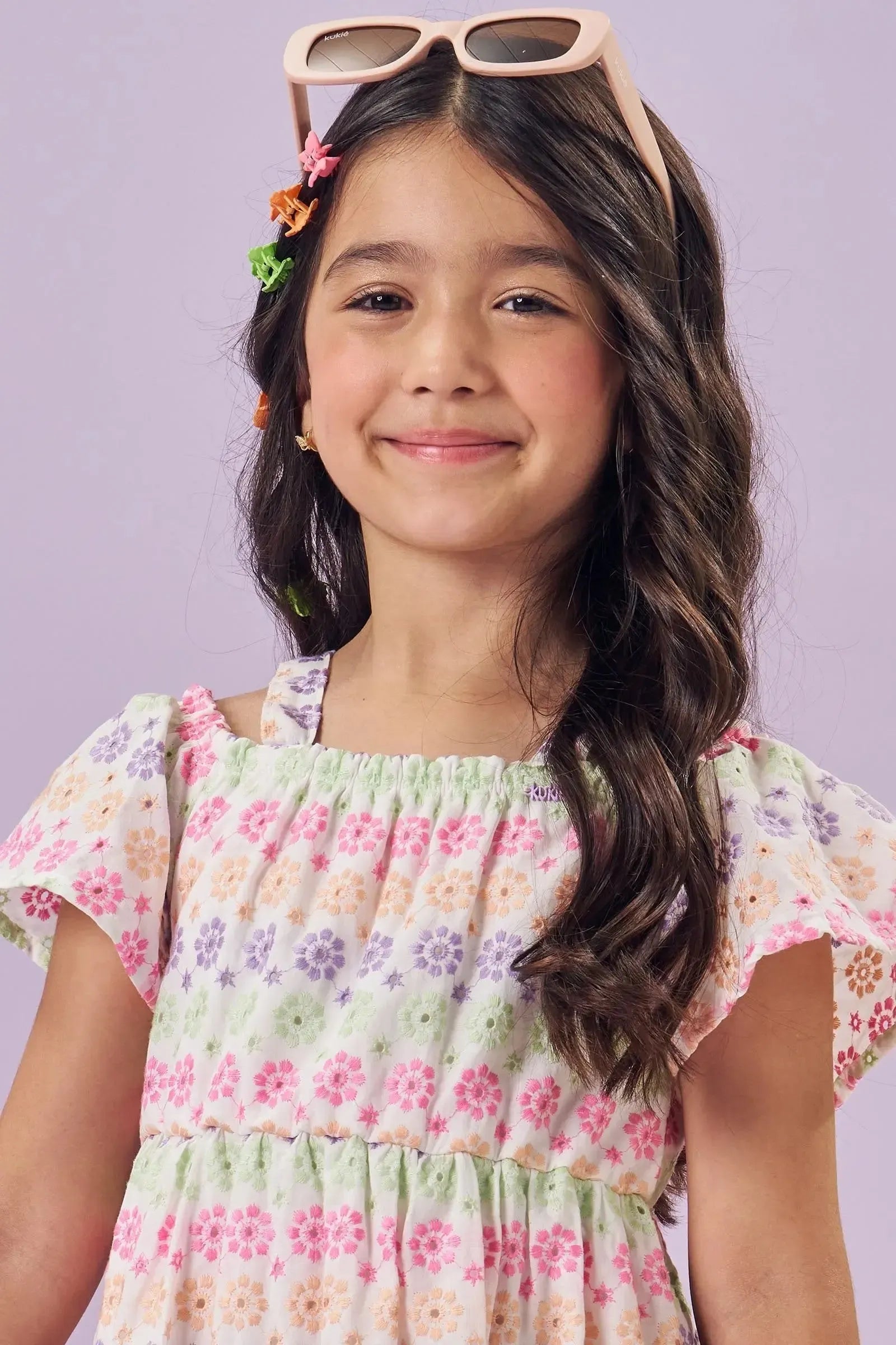 Óculos de Sol com Proteção UV. Acompanha Caixinha e Estojo Porta Óculos. 85906 Kukiê Infantil Menina