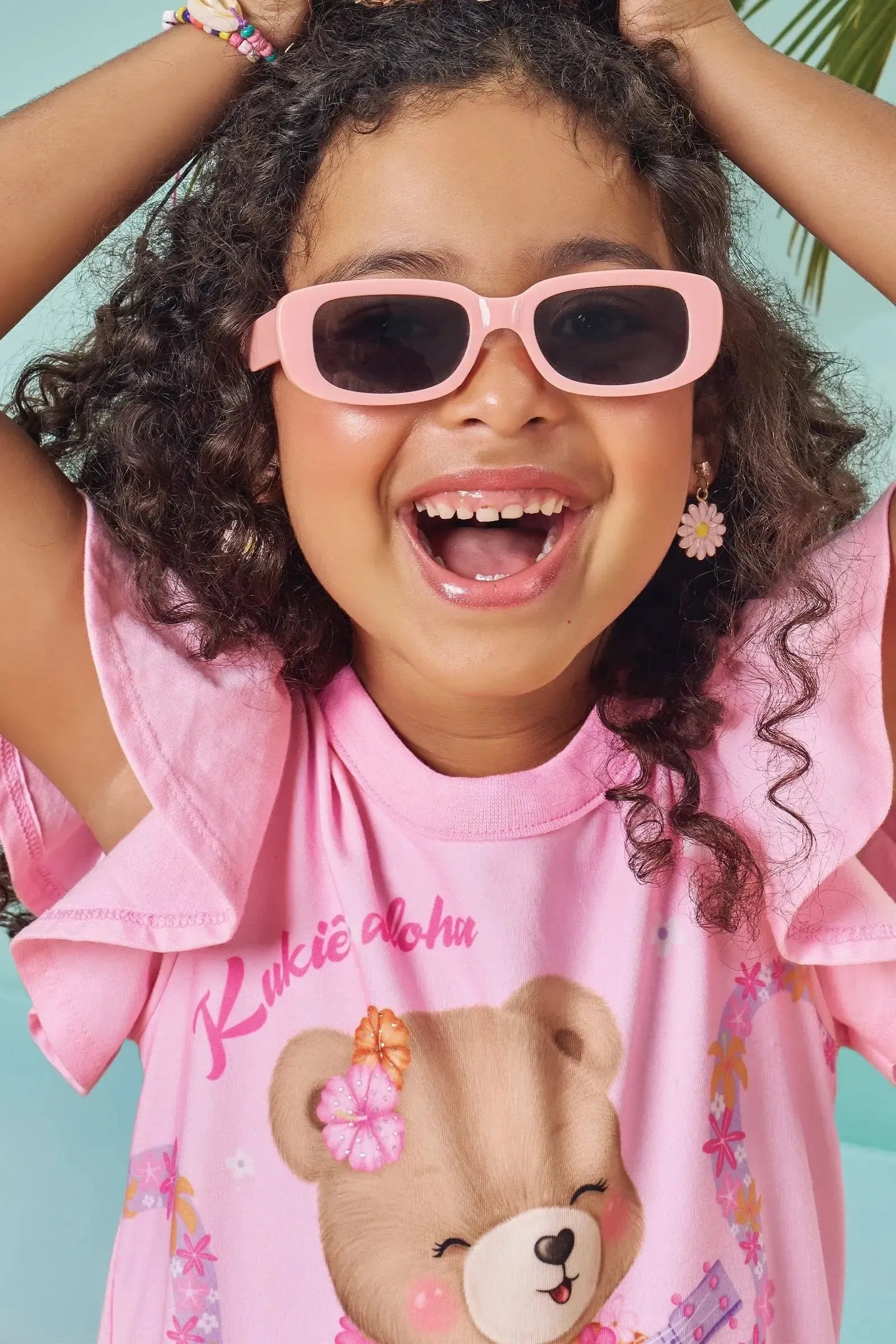 Óculos de Sol com Proteção UV. Acompanha Caixinha e Estojo Porta Óculos. 85906 Kukiê Infantil Menina