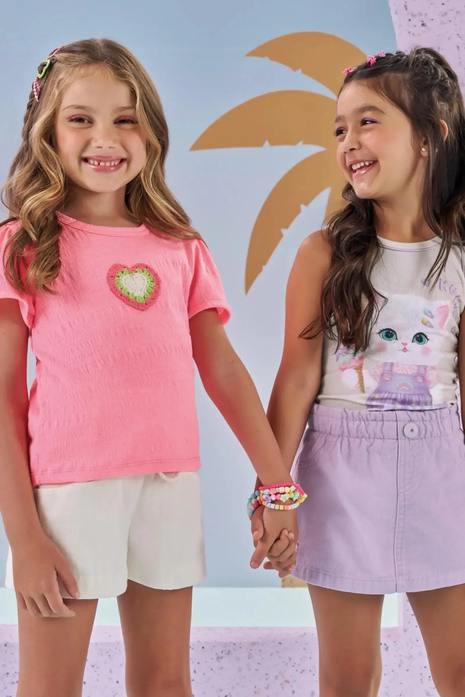 Conjunto de Blusa em Malha Elastic e Shorts em Sarja com Elastano 88209 Kukiê Infantil Menina