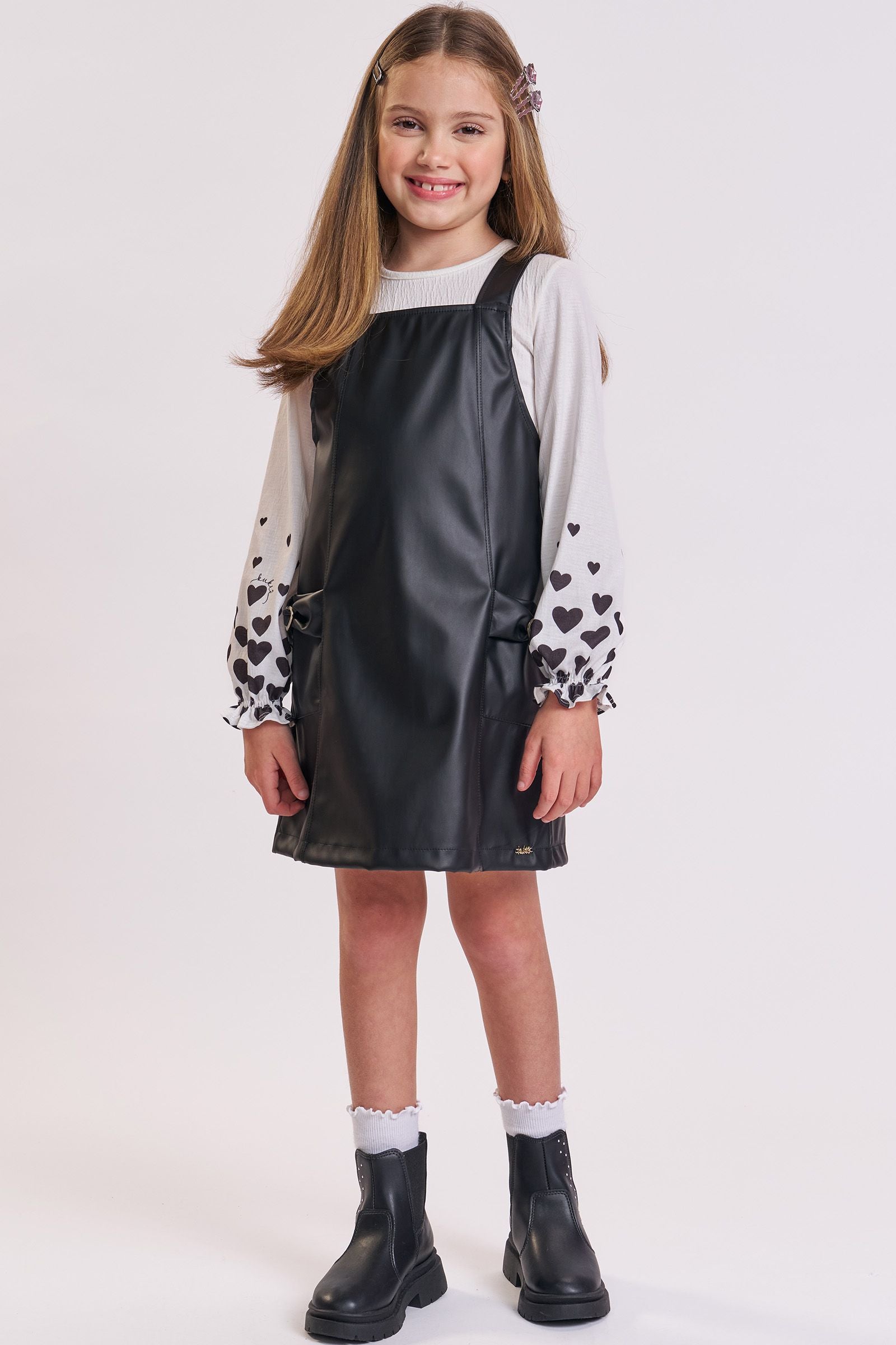 Conjunto de Blusa em Malha Wave e Salopete em Couro Eco  93780 Kukiê Infantil Menina