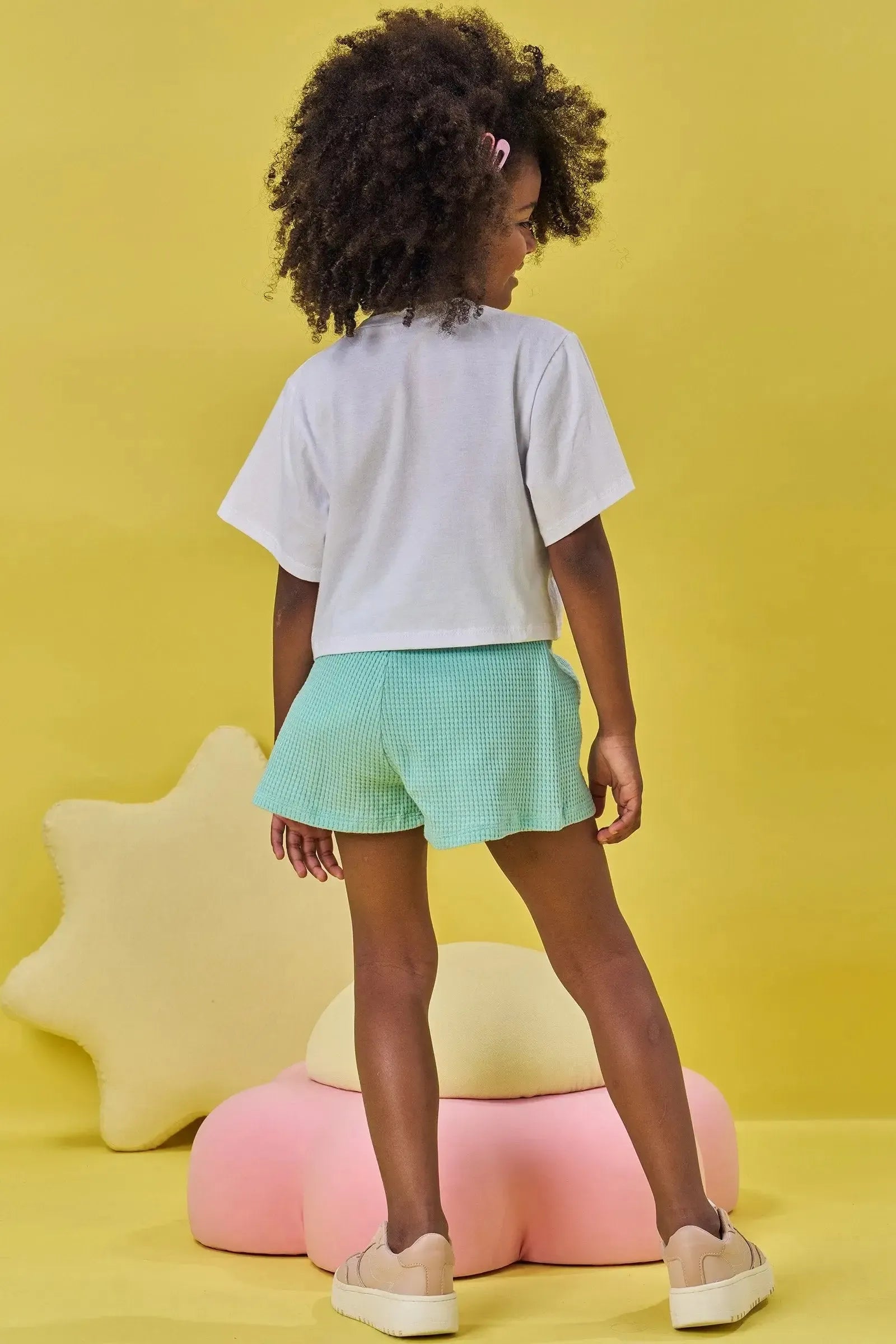 Blusa Boxy Over em Meia Malha e Shorts em Moletinho Big Waffle 83235 Kukiê Infantil Menina
