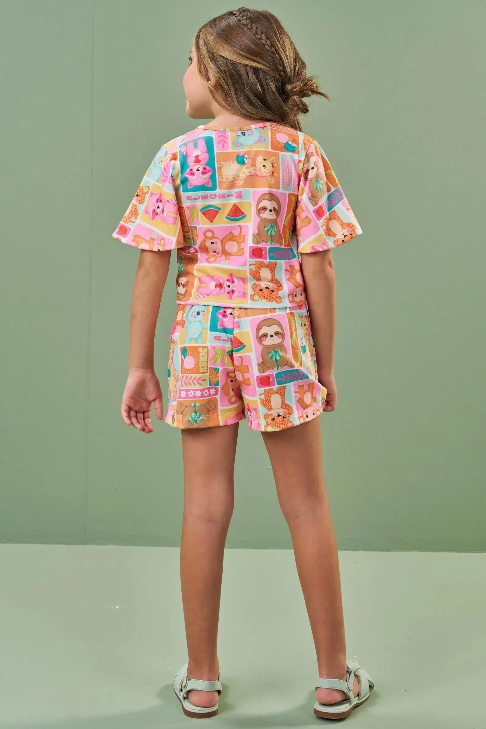 Conjunto de Blusa Boxy e Shorts em Malha Fresh 88890 Kukiê Infantil Menina