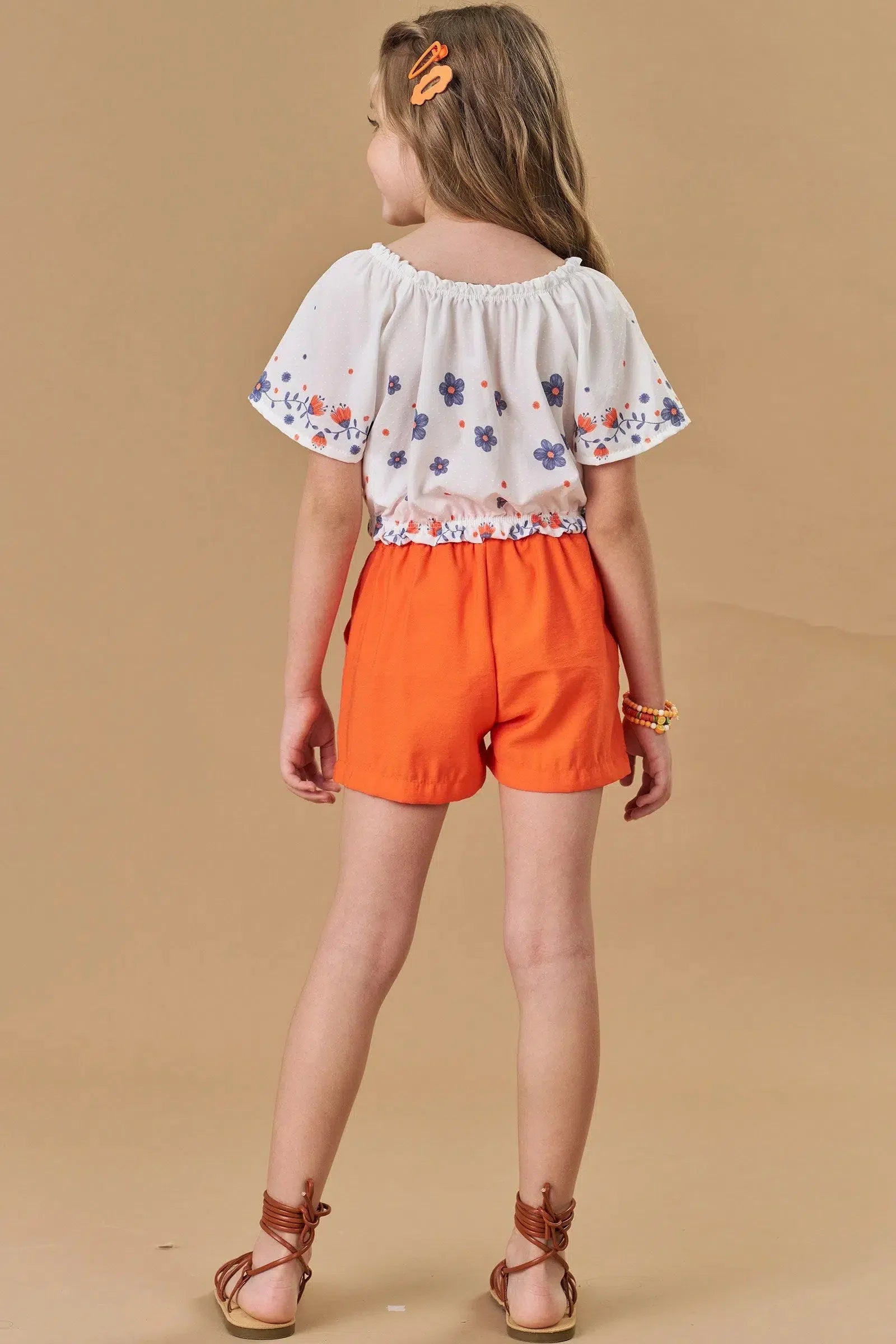 Conjunto Infantil Menina de Blusa Boxy em Light Peach Textura e Shorts em Alfatataria 81951 Kukiê