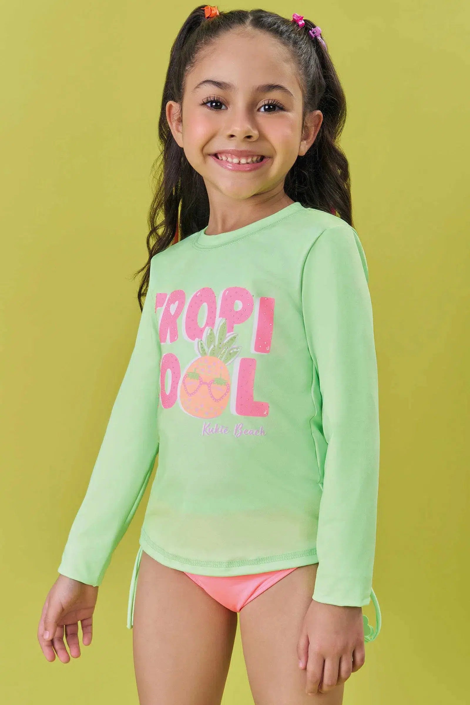 Conjunto Infantil Menina de Blusa e Biquíni em Malha com Proteção UV50+ 82008 Kukiê