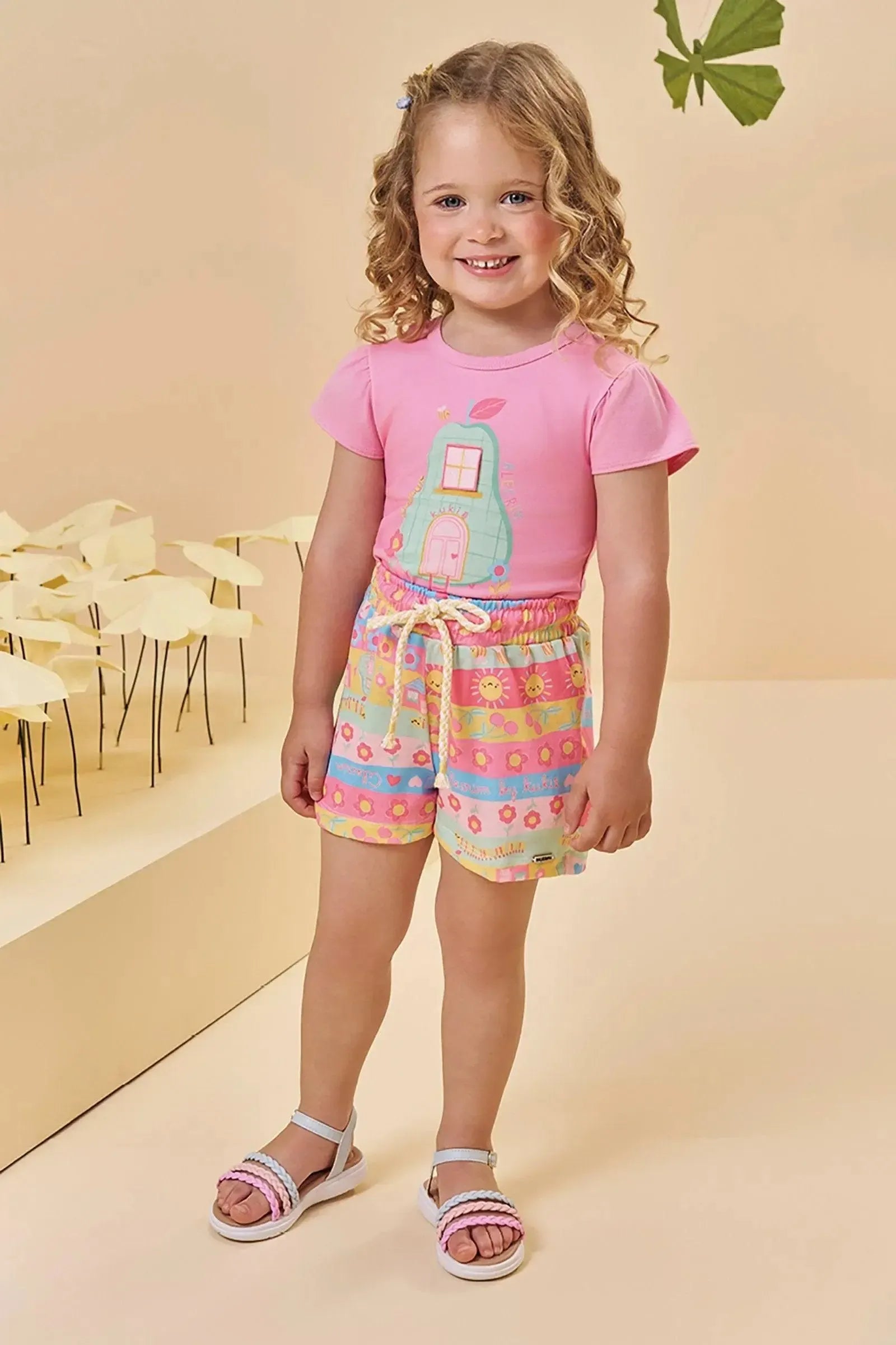 Conjunto de Blusa em Cotton e Shorts em Malha Fresh 95261 Kukiê Infantil Menina
