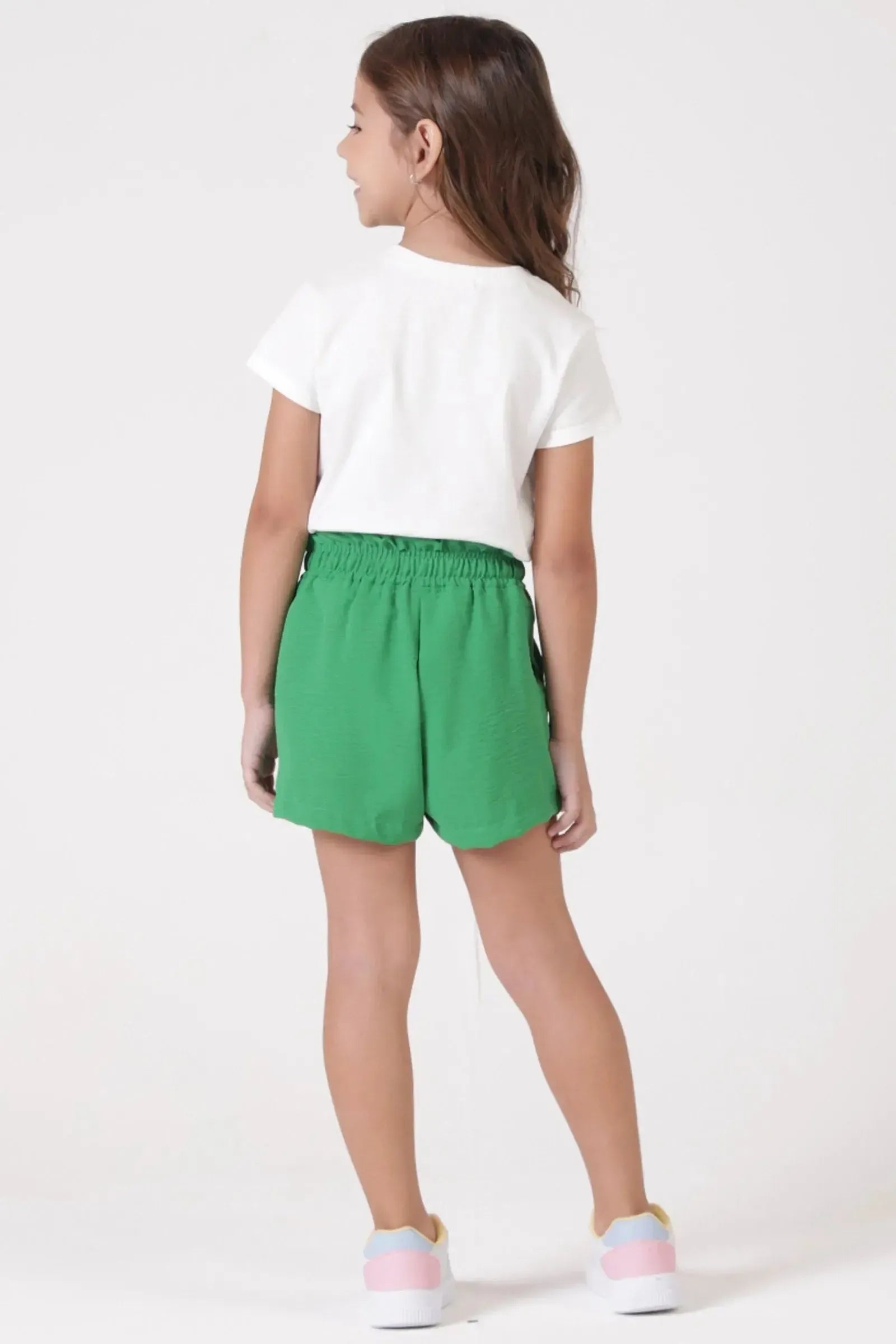 Conjunto de Blusa em Meia Malha e Shorts em Air Flow 89381 Kukiê Infantil Menina