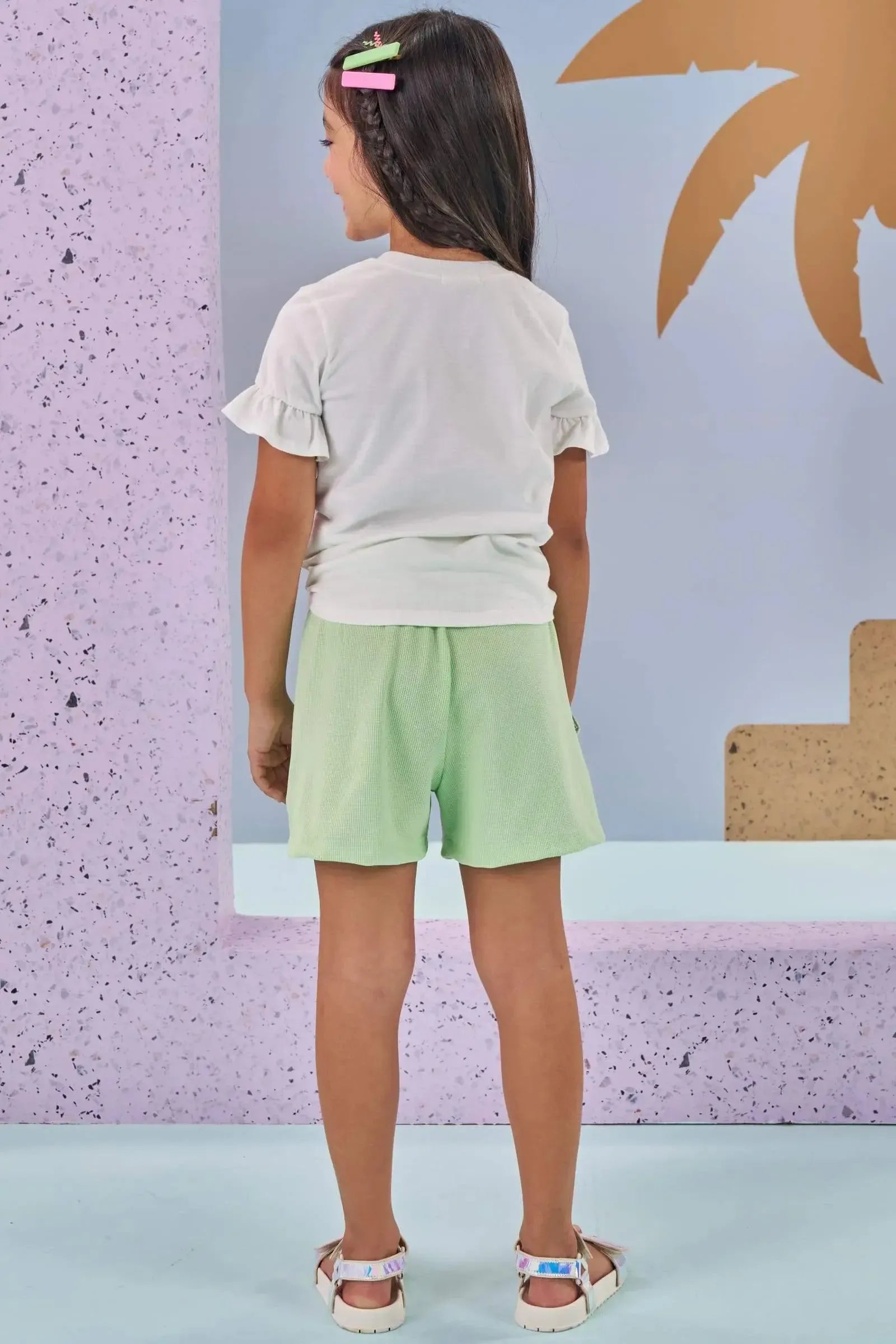 Conjunto de Blusa em Meia Malha e Shorts em Malha Mini Textura 88733 Kukiê Infantil Menina