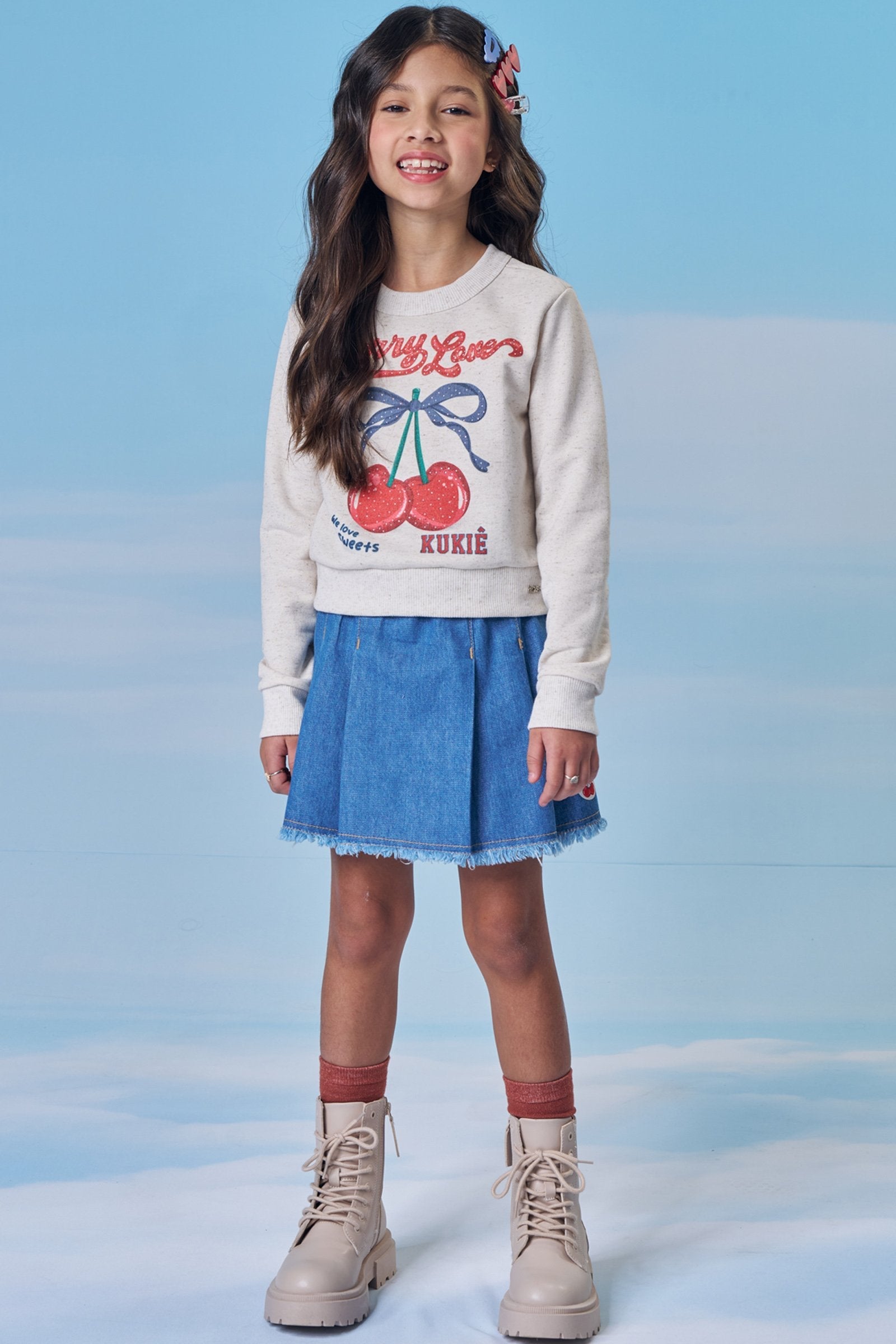 Conjunto de Blusão Boxy em Moletom Linho sem Pelúcia e Saia em Jeans 100% Algodão 90633 Kukiê Infantil Menina