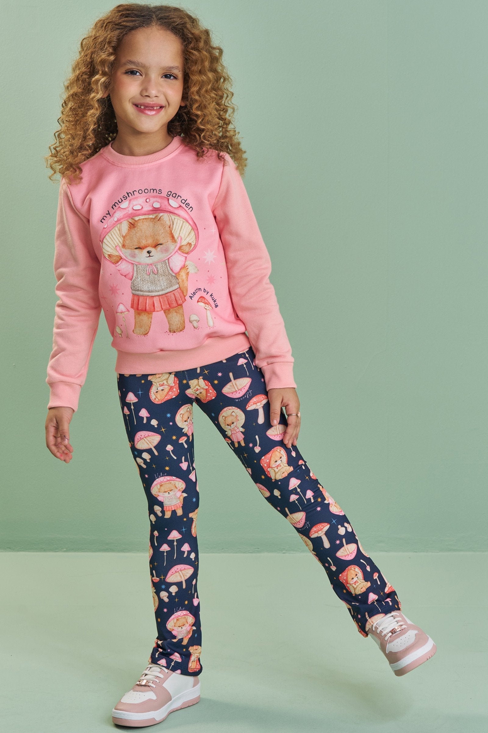 Conjunto de Blusão em Moletom com Pelúcia e Calça Boot Cut em Termoskin Peluciado 89611 Kukiê Infantil Menina