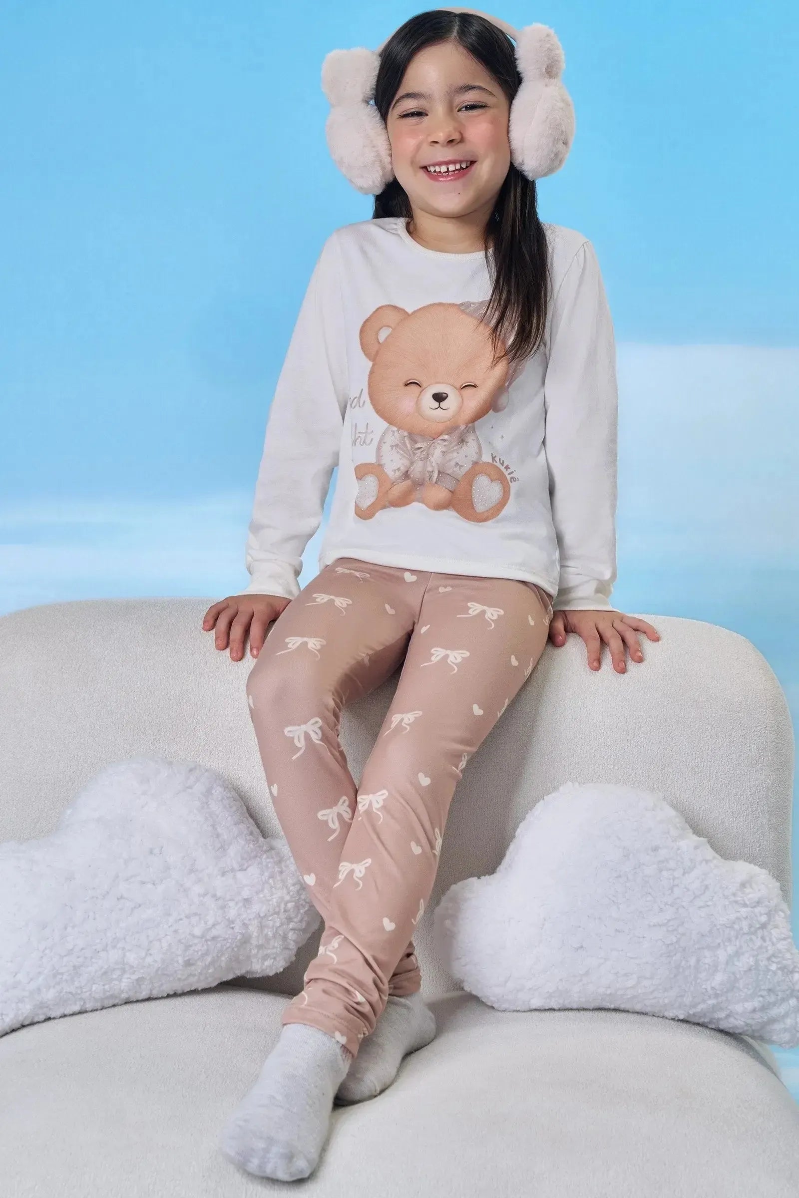 Conjunto de Pijama de Blusa em Meia Malha e Calça em Malha Comfy 92507 Kukiê Infantil Menina