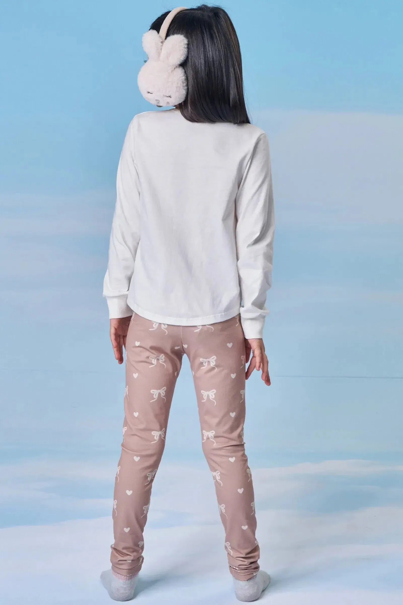 Conjunto de Pijama de Blusa em Meia Malha e Calça em Malha Comfy 92507 Kukiê Infantil Menina