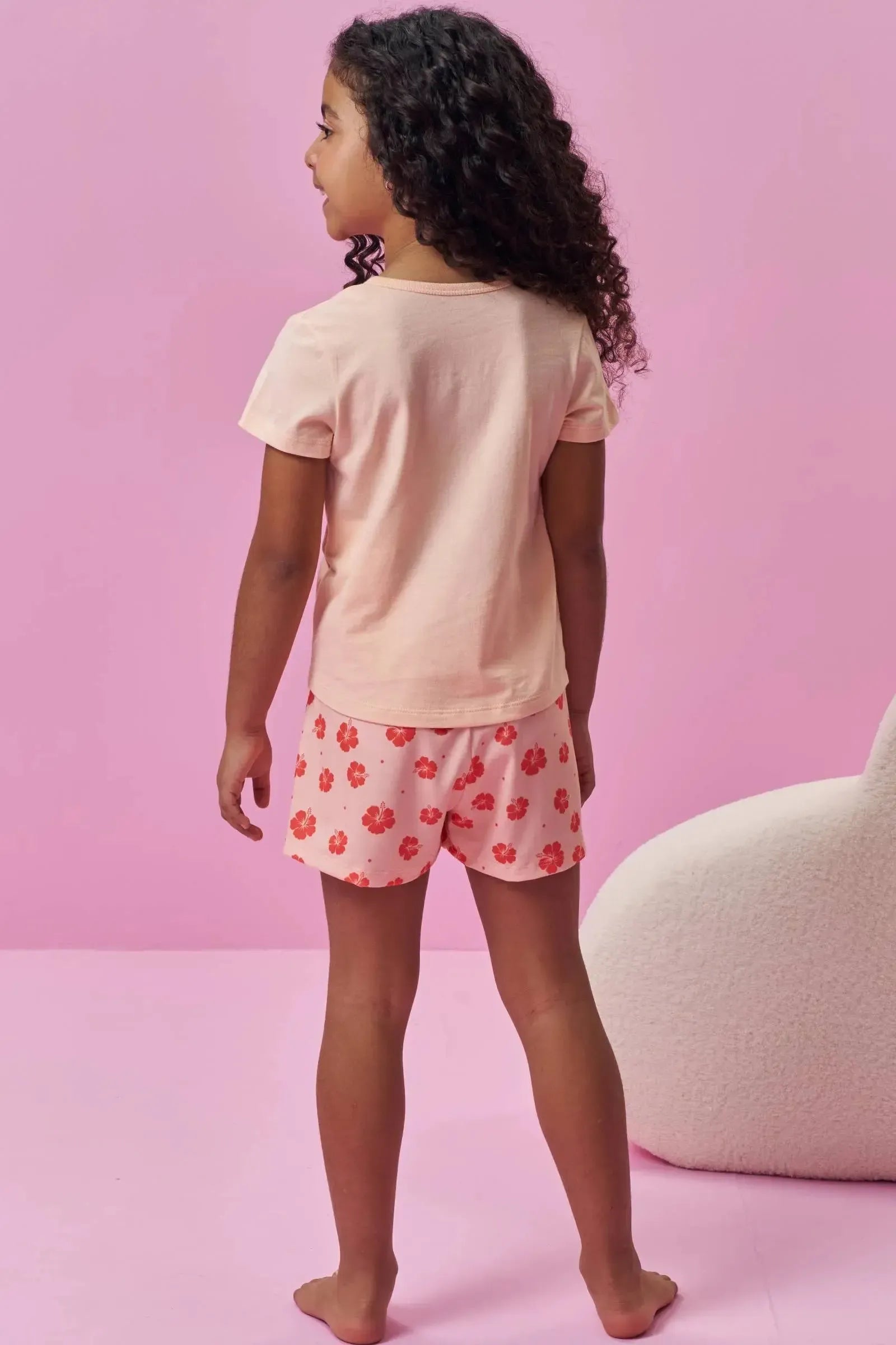 Conjunto de Pijama de Blusa em Meia Malha e Shorts em Malha Fresh 94276 Kukiê Infantil Menina