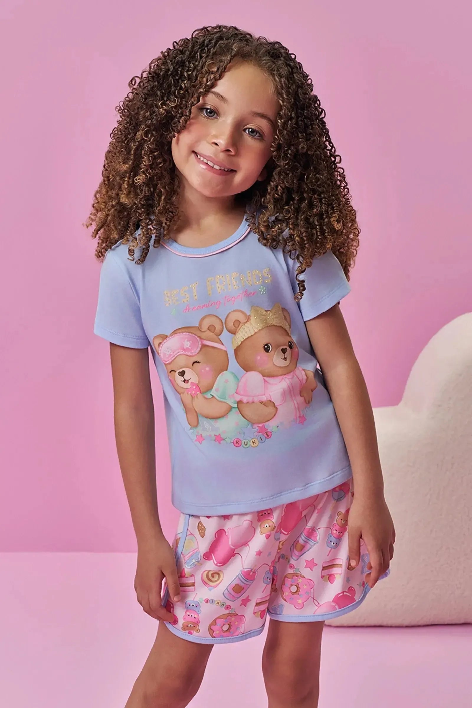 Conjunto de Pijama de Blusa em Meia Malha e Shorts em Malha Fresh (acompanha Máscara) 94316 Kukiê Infantil Menina